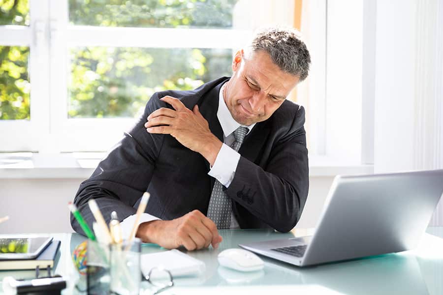 common causes of shoulder pain