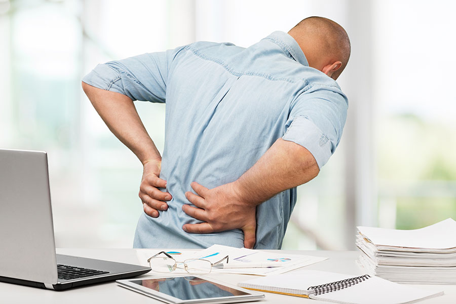 can dehydration cause back pain